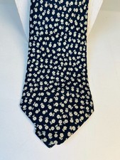 Brooks Brothers Makers, All Silk, Men's Fashion Tie 56" Black White Flowers
