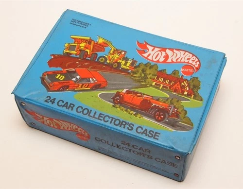 M09 Vintage 24 Mattel Hot Wheels Blackwalls with Case