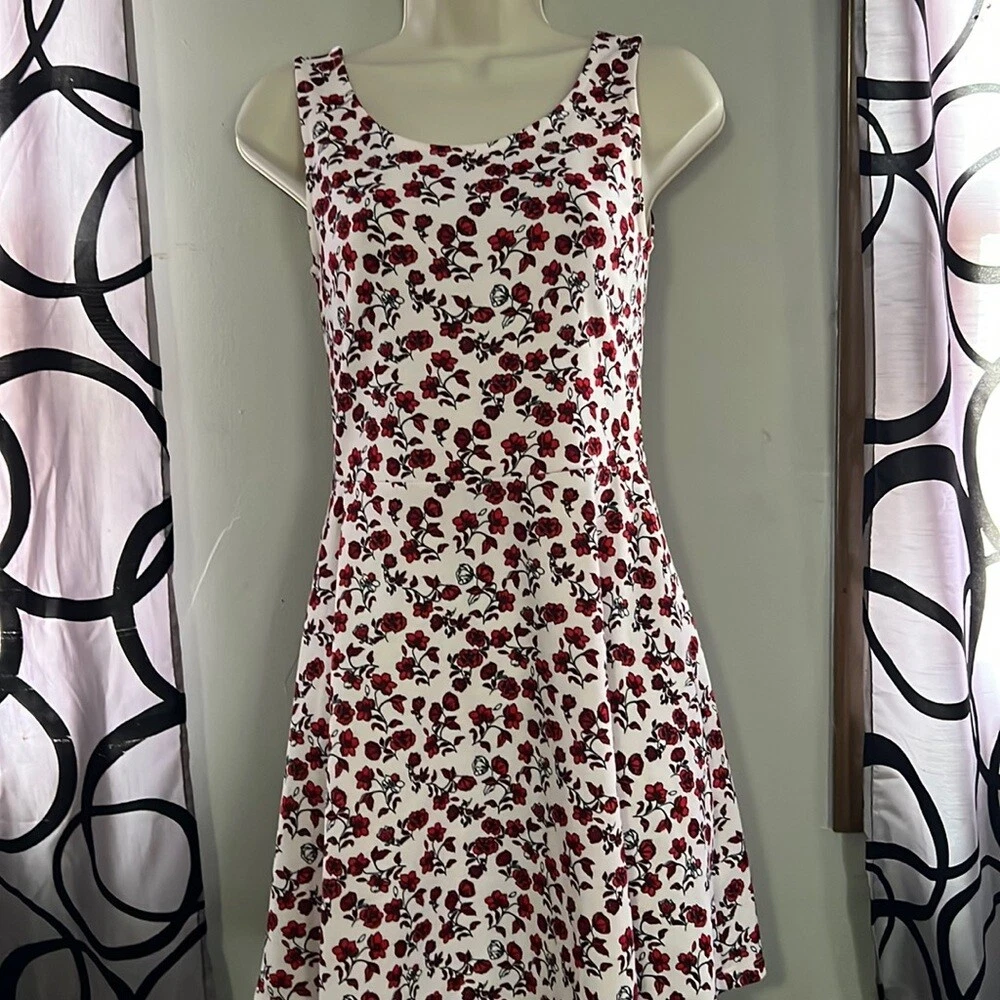 Divided h top and m dress