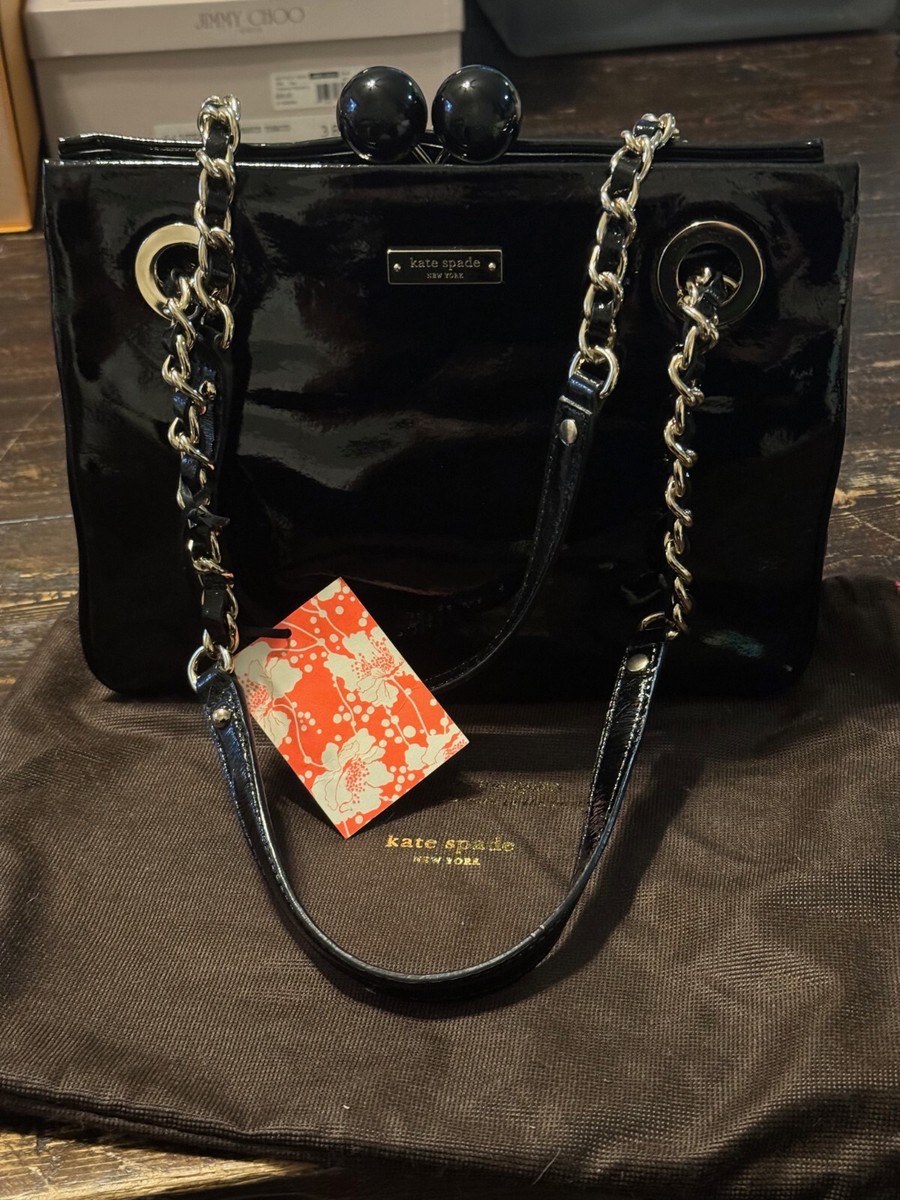 未使用級極美品 kate spade 黒 クラッチバッグ ゴールドチェーン Kate Spade New York Women's Black Patent Leather Clutch