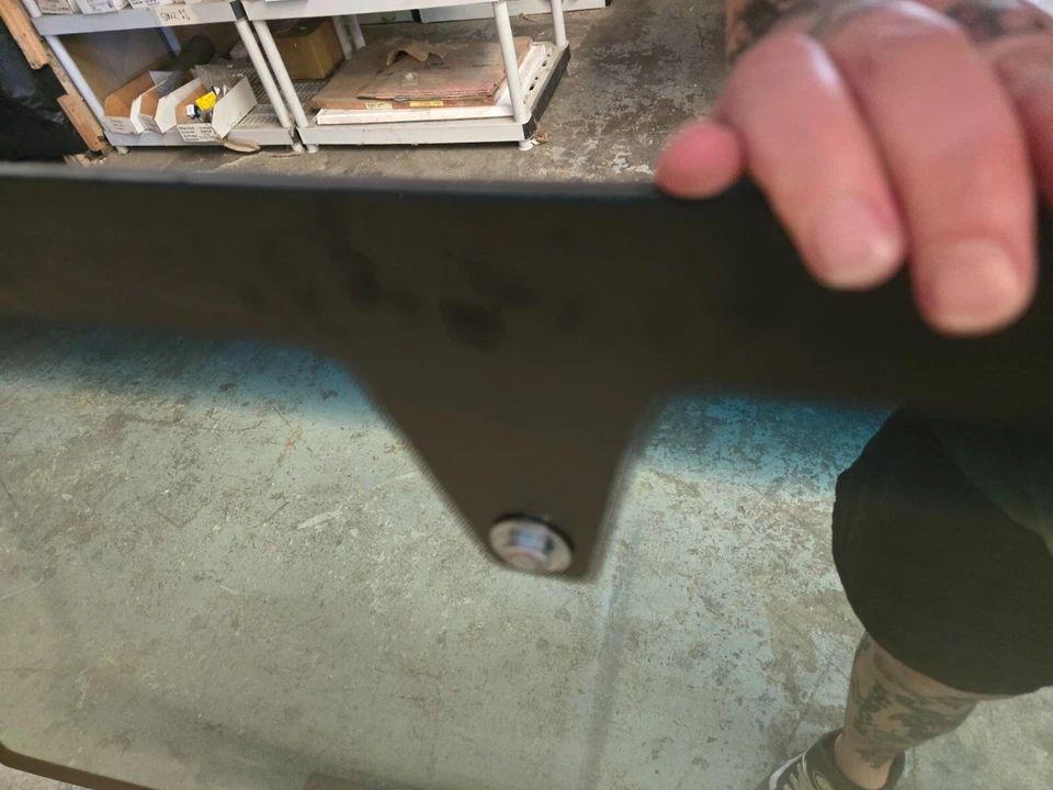 Неоригинальное лобовое стекло Lamborghini 03-13 gallardo - Изображение 2 из 2