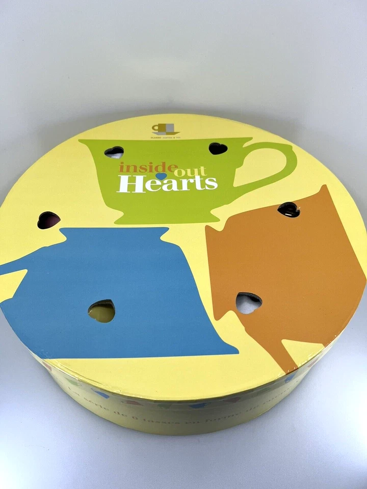 Yedi Houseware 经典咖啡和茶 Inside Out 心形套装杯子和碟子全套! — 第 3/4 张图片