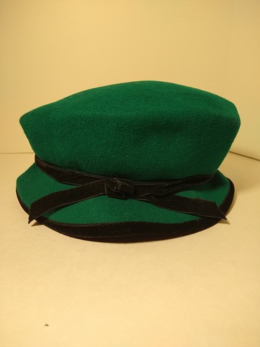 Miss Bierner 100% Wool Hat Large Green Black Velvet Trim Michael Howard Theater