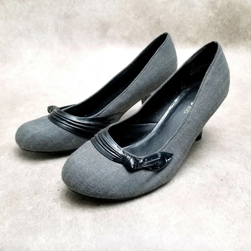 Fashion Bug Womens  442356 Size 9 Gray  Fabric Slip On 3" Heel Pumps - Image 3 of 4