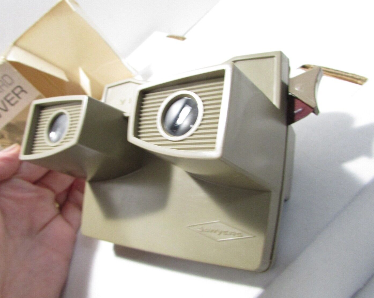 Vintage View-Master Standard No.2014 Stereo Viewer and Box