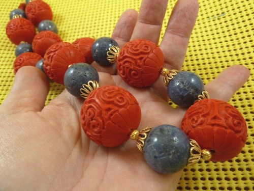 (v499) Huge Red Cinnabar carved wood + blue New Zealand Coral bead 32" Necklace - 第 1/4 張圖片