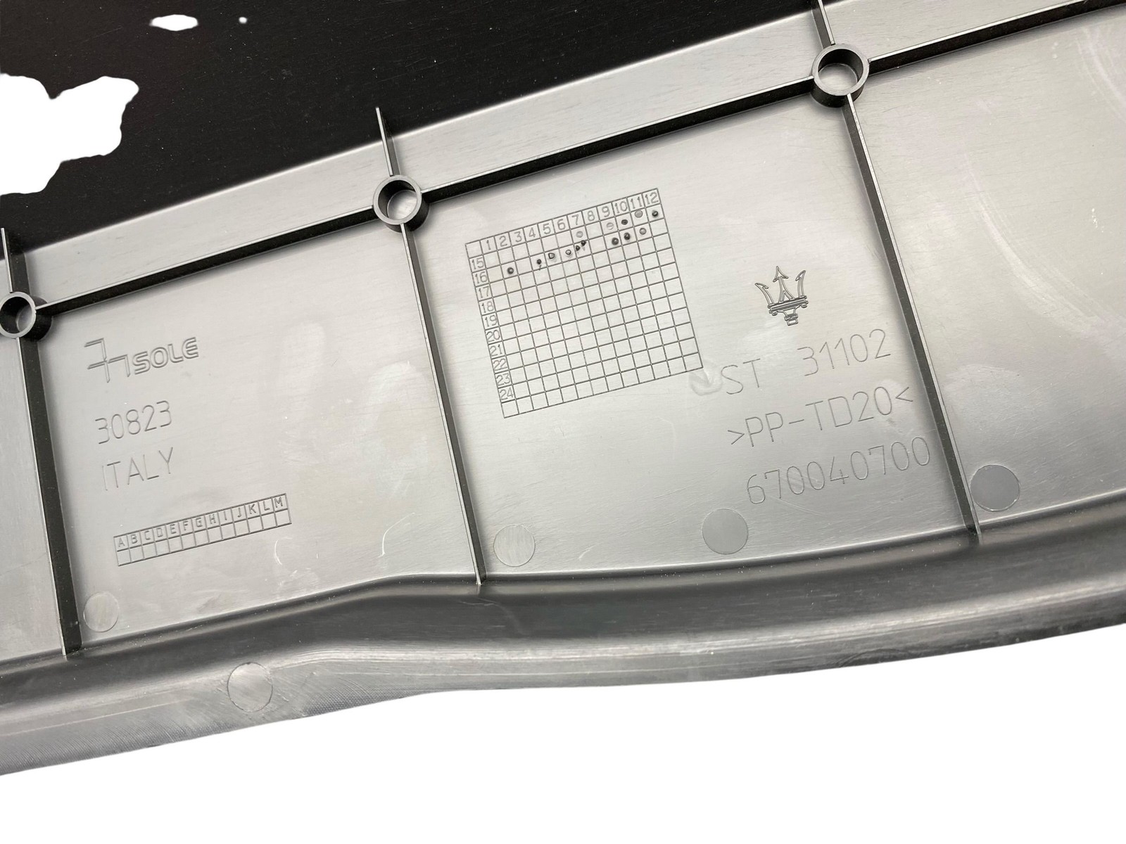 2017-2020 MASERATI LEVANTE M161 Rear Trunk Floor Compartment Cargo Tray W/ Tools