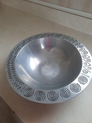 14 1/2 Inch Wilton Armetale Bowl RWP USA Made