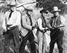 4111-27 Lorne Greene, Dan Blocker, Pernell Roberts, Michael Landon TV Bonanza 41