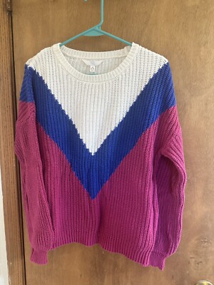 Juniors Sweater