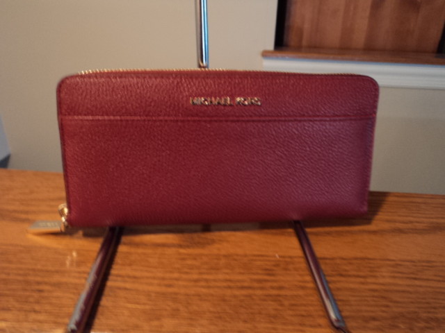 michael kors mulberry wallet