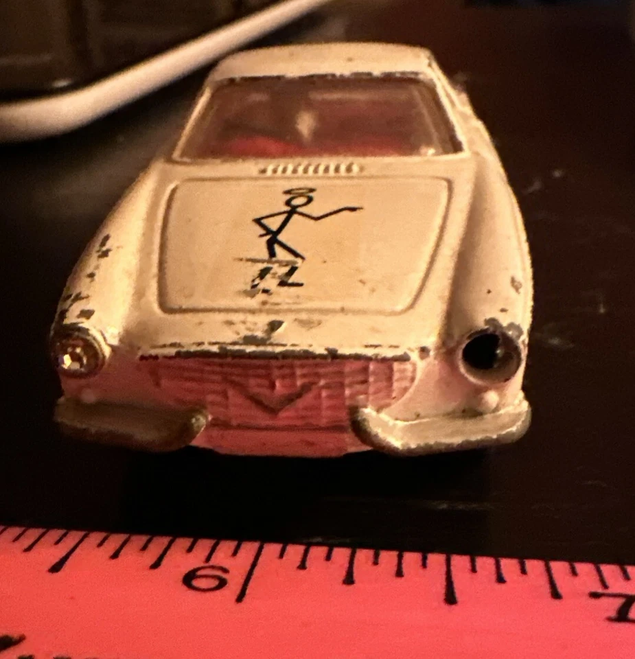 Corgi #258 Saint’s Volvo P1800, Simon Templar 1965-69, 1/43 Diecast, Made In UK - Image 4 of 4