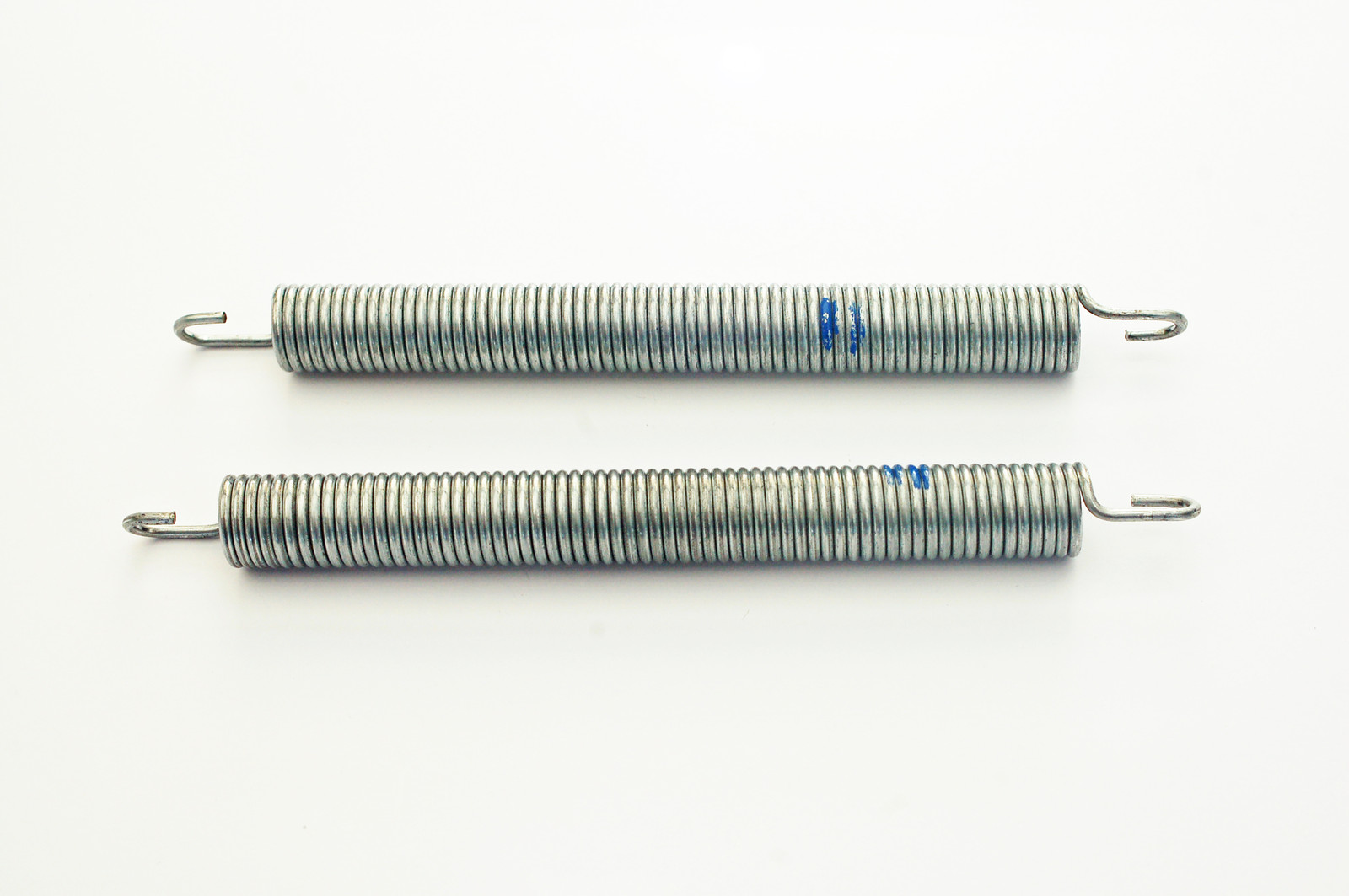 LAMONA HOWDEN DISHWASHER DOOR HINGE SPRINGS HJA8630 X2 SPRINGS PART