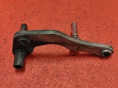 YAMAHA XTZ660 Tenere 1994 Bremssattelhalter vorne gebraucht - Bild 1 von 2