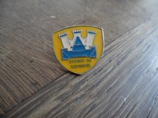 Ecurie du Giennois automobile pins (Gien 45) not Formula 1 F1