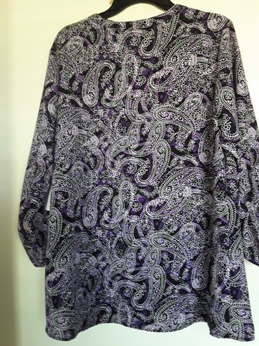 NUEVO CON ETIQUETAS BLUSA TOP ESTAMPADO PAISLEY MORADO NOTACIONES MUJER TALLA 1X - Imagen 4 de 4