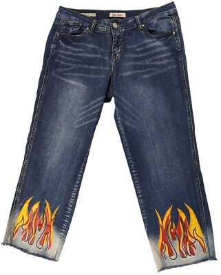 Hot Kiss Woman's Size 32 X 25Medium Wash Mid Rise Relaxed Capri Denim Jeans