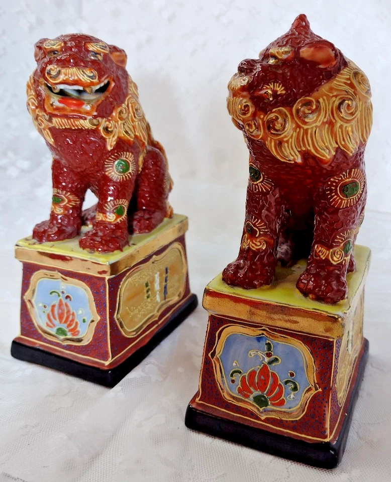 古董 2 个日本 KUTANI Guardian Foo 狗狮子瓷雕像签名 - BOGO — 第 3/4 张图片
