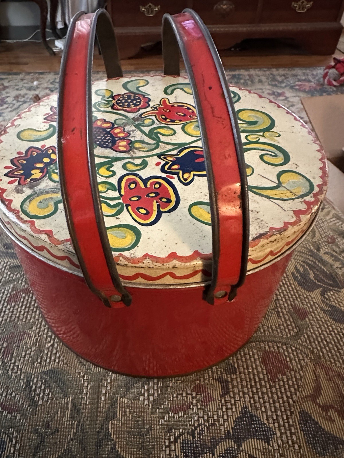 Vintage Metal Floral Sewing Tin