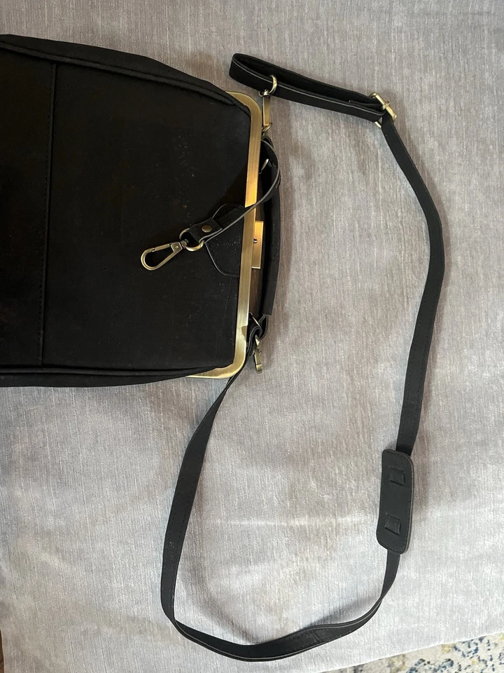 Laflore Paris Bebebark Black Cork - Convertible Crossbody Backpack Clutch - Image 3 of 4