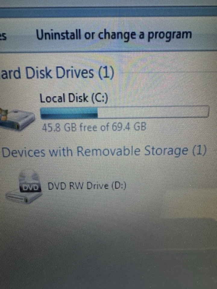 Vintage Sony Vaio PCG-8QEL Pentium Windows 7 DVD 1.25GB RAM 70GB Hard 15" - Image 3 of 4