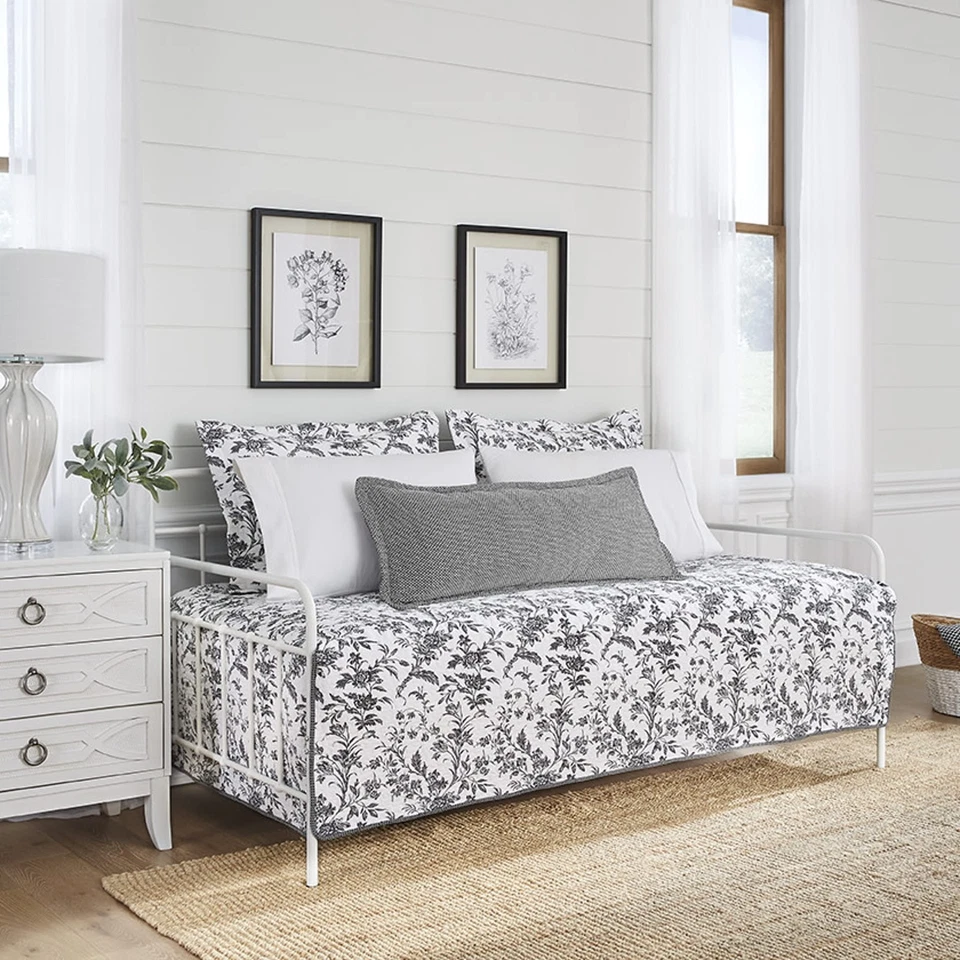 Juego de funda de cama Amberley negro blanco 100 ropa de cama de algodón con fundas y almohada Foto 2 de 4