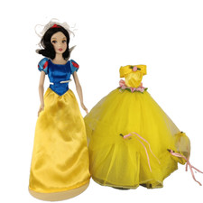Disney 11in Princess Snow White Classic Doll Side Glancing Bonus Gown No Shoes