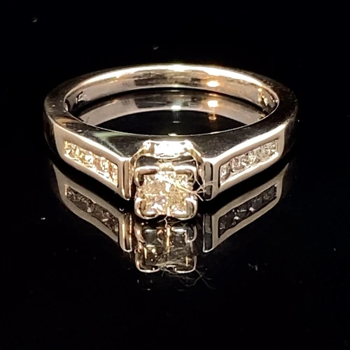 14K White Gold & Diamond Anniversary Ring Approx.48 C.T.W. 4.3g (EL1100907)