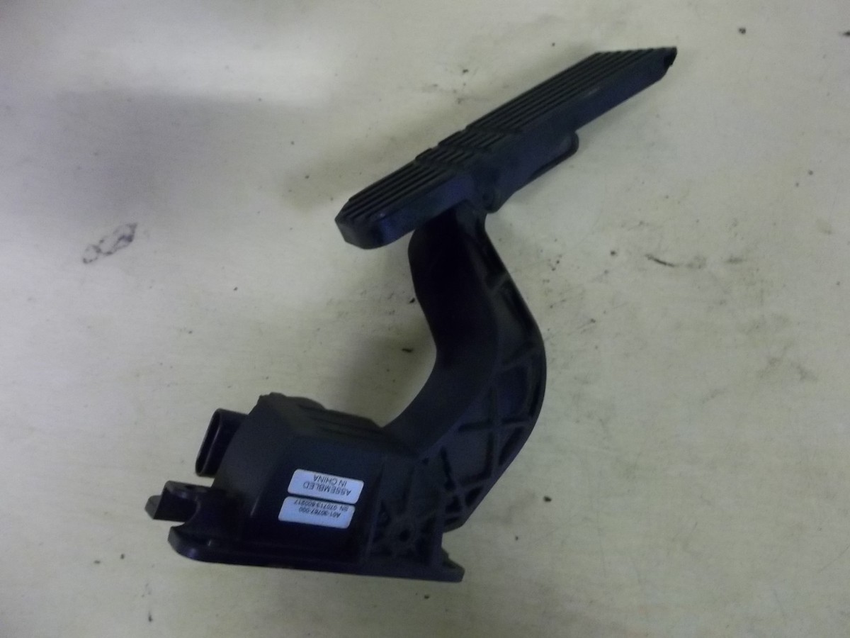 colon　0710 Amazon.com: BOSCH 17321 Premium Original Equipment Oxygen