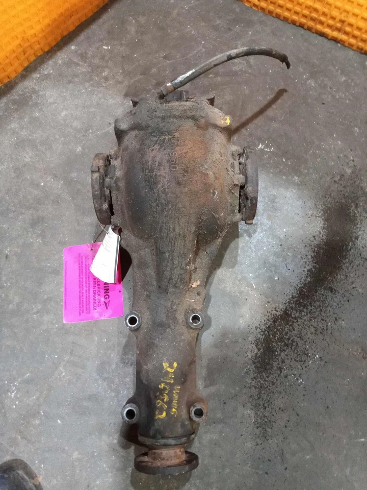 1983 年 1984 年日产皮卡前托架差速器组件 — 第 2/4 张图片