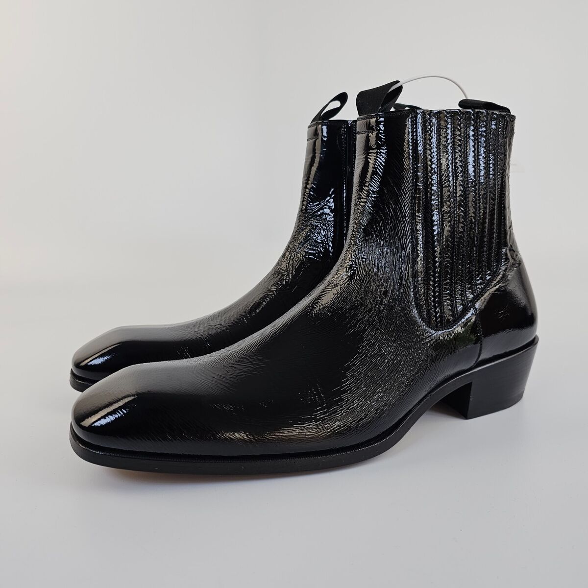 TOM FORD Bailey Black Crackled Leather Chelsea Boots Size US TOM FORD Bailey Black Crackled Leather Chelsea Boots Size US