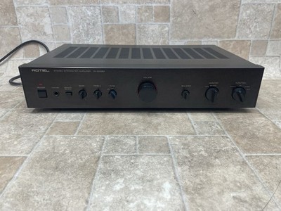 Rotel RA-930BX Vollverstärker mit Phono