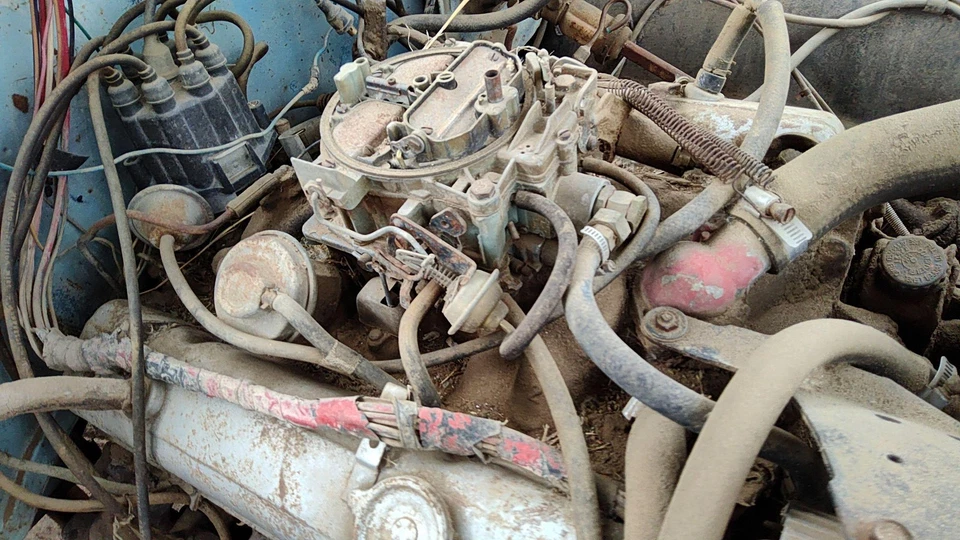 Colector de admisión Chevy C10 1971-1978 OEM 5,7 L 00343765 Foto 2 de 4