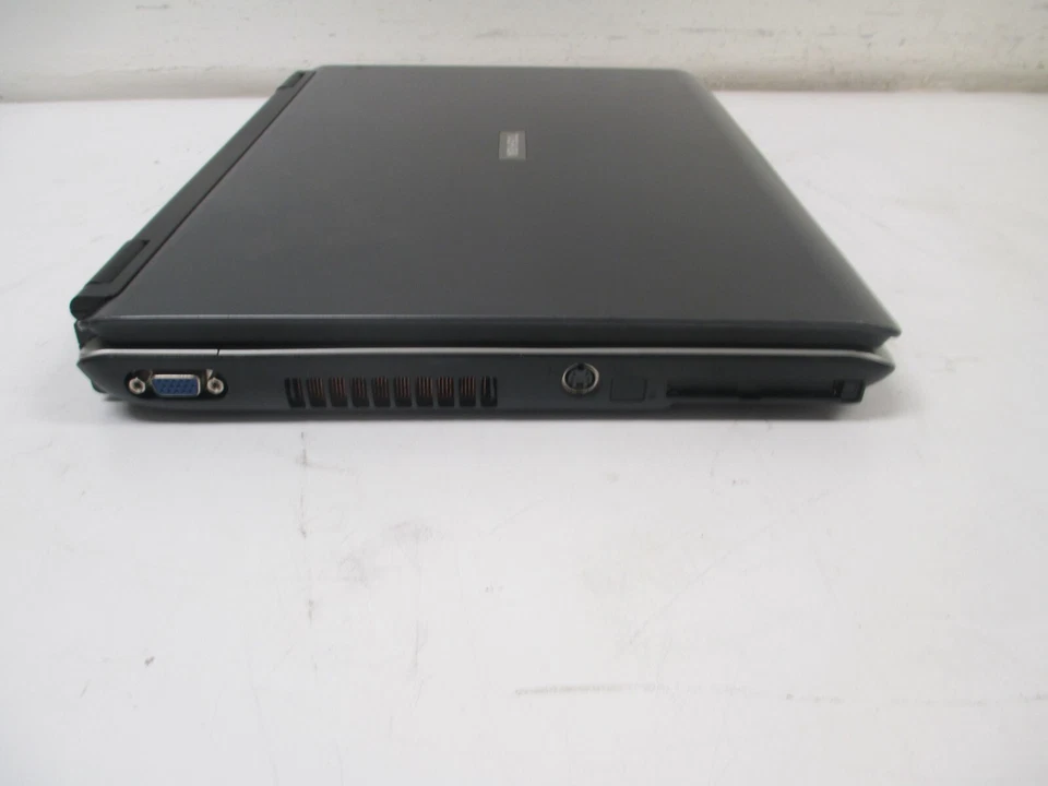Toshiba Satellite A105 No OS NO HDD 448MB RAM Celeron M @1.60GHz *Bad Battery* - Image 2 of 4