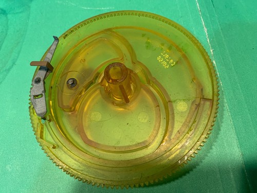 Dual 1229 Vintage Stereo Turntable Parting out - Cam Gear Assembly
