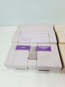 LOT OF 2 SNES CONSOLES SUPER NINTENDO SNS-001 -  PARTS OR REPAIR
