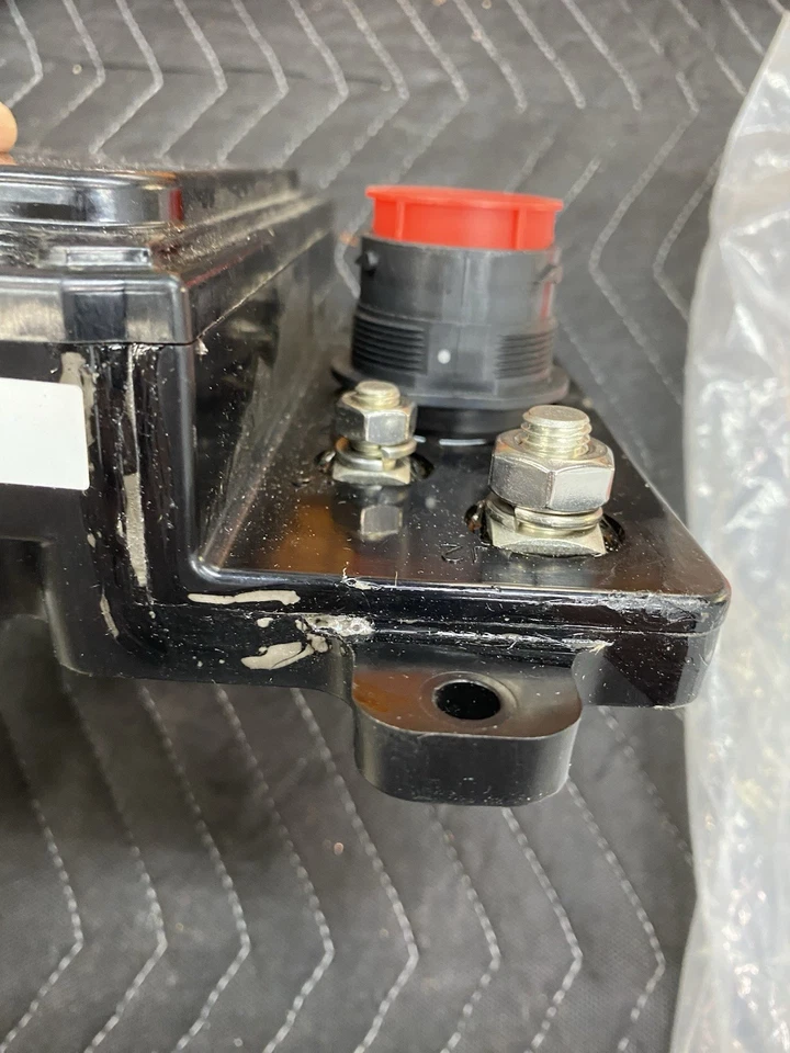 JLG 1001164402 Electric power Distribution Box - Image 4 of 4