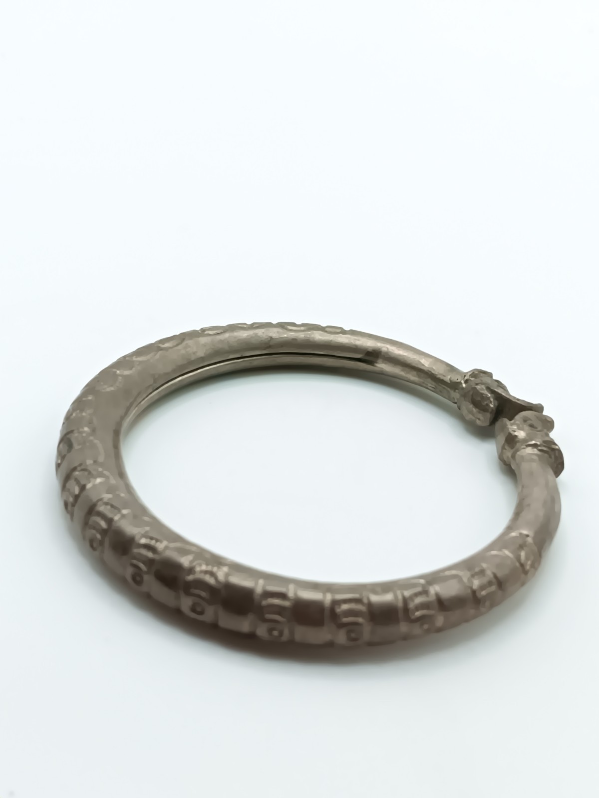 Elephant Head Cuff Bracelet Unknown Material - image 5