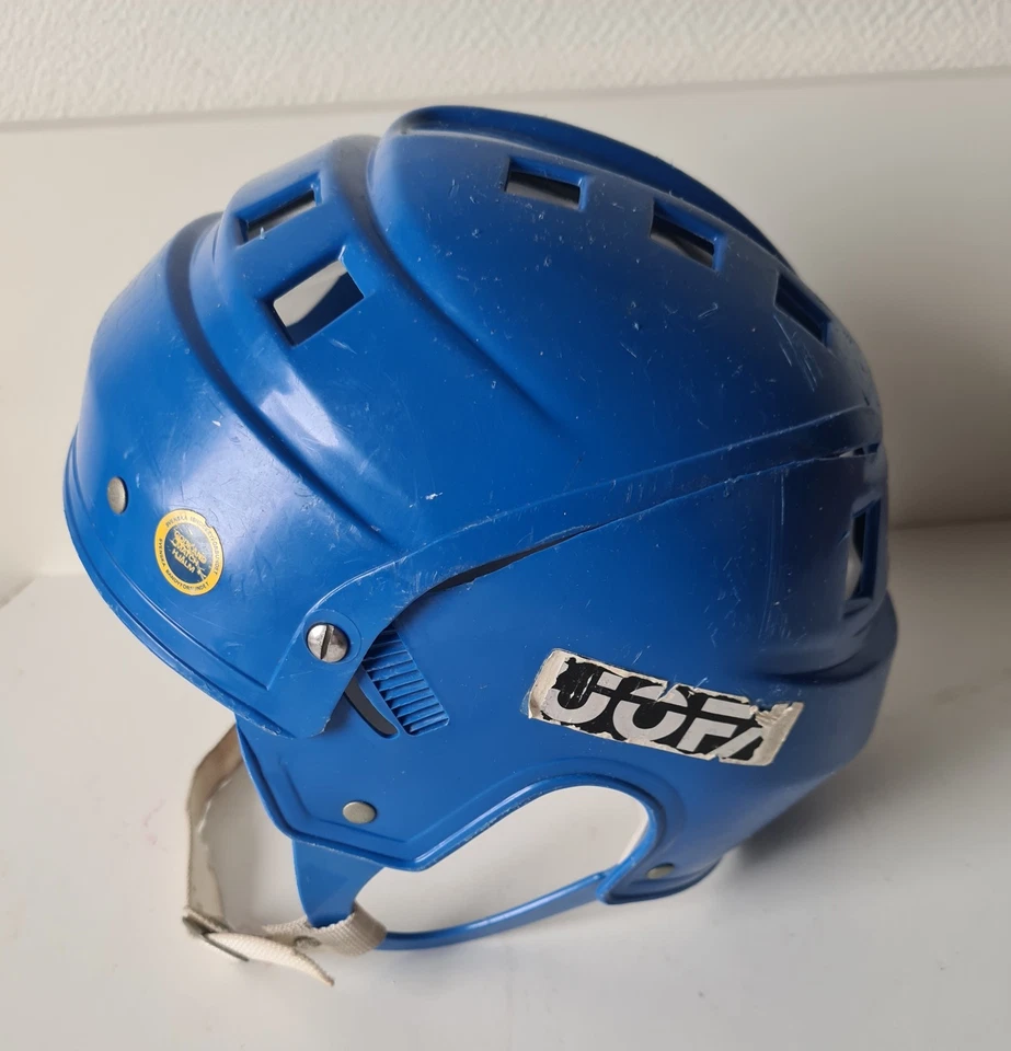 Capacete de hóquei no gelo azul JOFA 51246. Vintage anos 80 - Imagem 2 de 4
