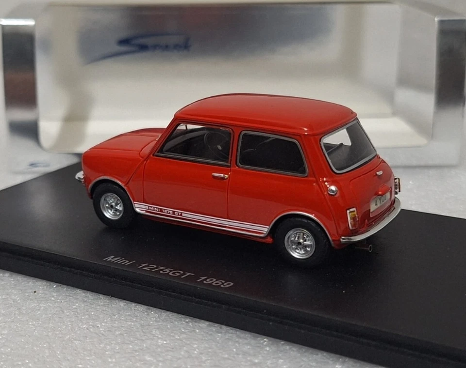 Mini 1275 GT 1969 Red 1:43 Spark S1504 EXTREMELY RARE!! - Image 4 of 4