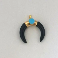 H110550 BLACK CRESCENT MOON GLASS HOWLITE TURQUOISE GOLD PLATED PENDANT