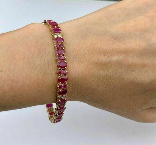 Bracelet tennis 8 ct ovale et ronde coupe rubis et diamant finition or jaune 14 carats - Photo 1 sur 3