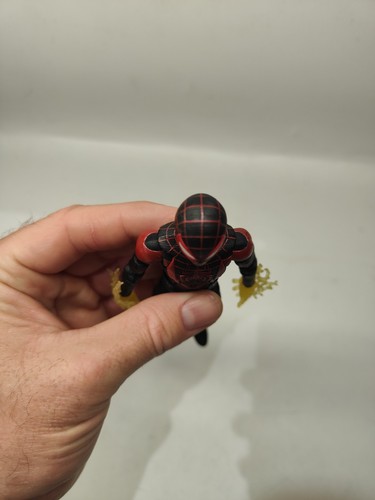 Marvel Legends Spider-Man Gamerverse Miles Morales 6-inch Figure - Picture 7 of 9
