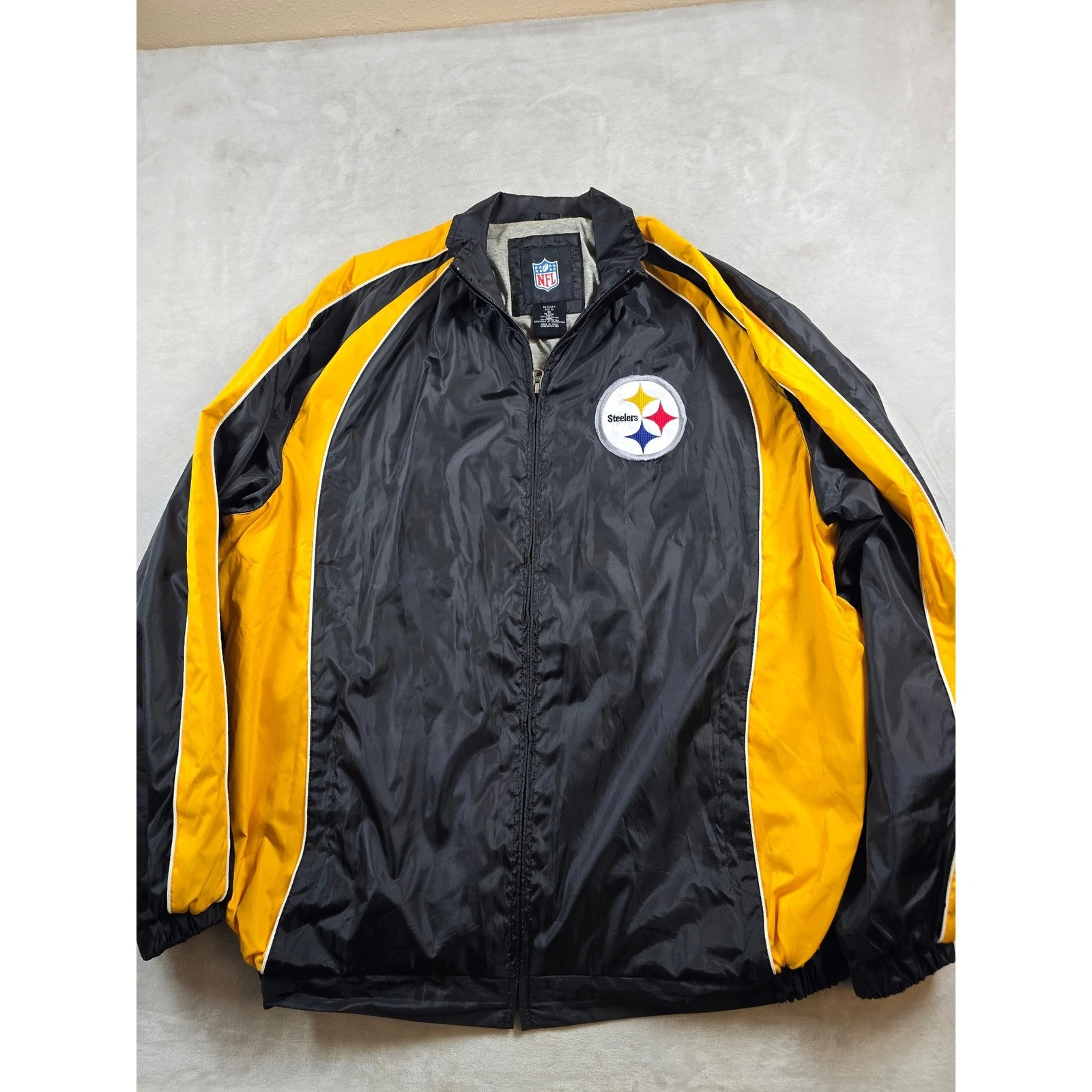 NFL Steelers Windbreaker Jacket Mens 2XL Black Yellow Polyester G-III Apparel - product detail image 2
