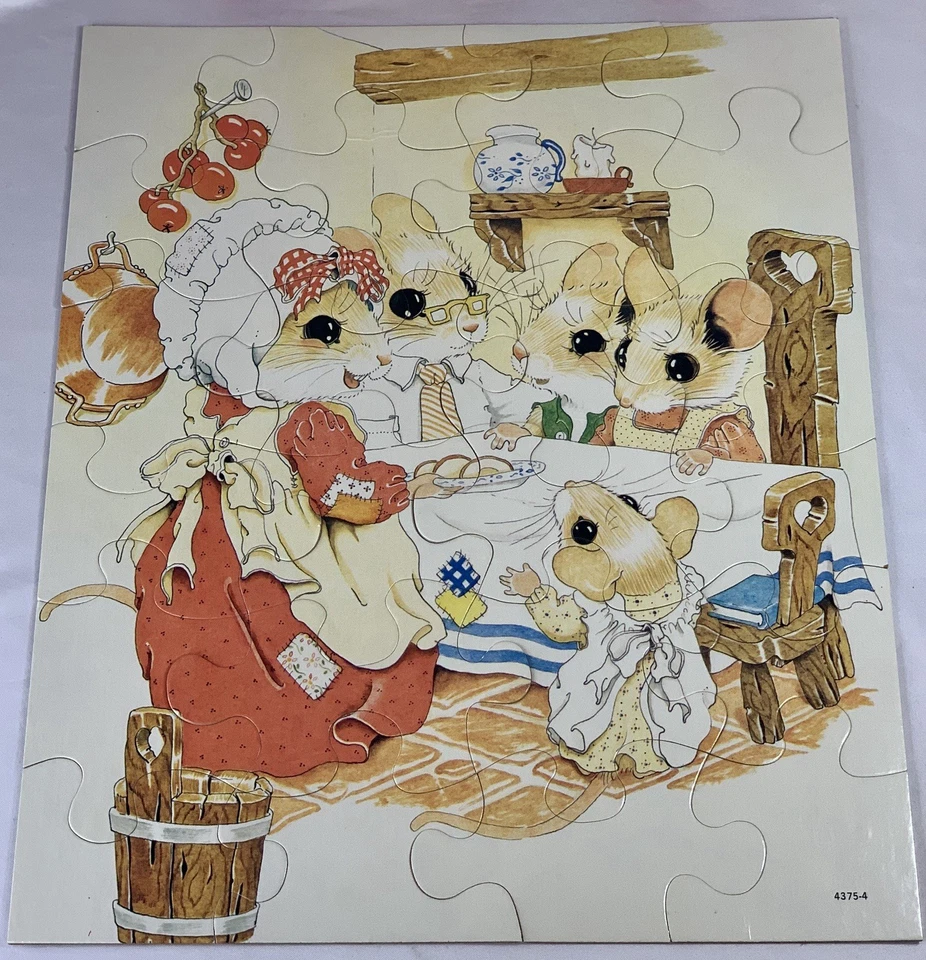 Rompecabezas vintage 1982 A Merry-Mouse 24 piezas Milton Bradley Prisc Hillman COMPLETO Foto 2 de 4