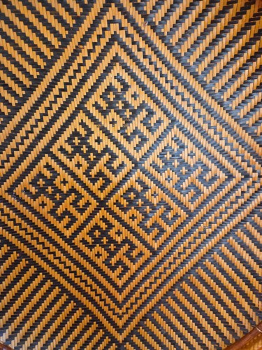 VTG Yekuana INDIAN Tribe Amazon Rainforest Flat Weave Wa'Pa Basket Frogs 16"D - Picture 2 of 12