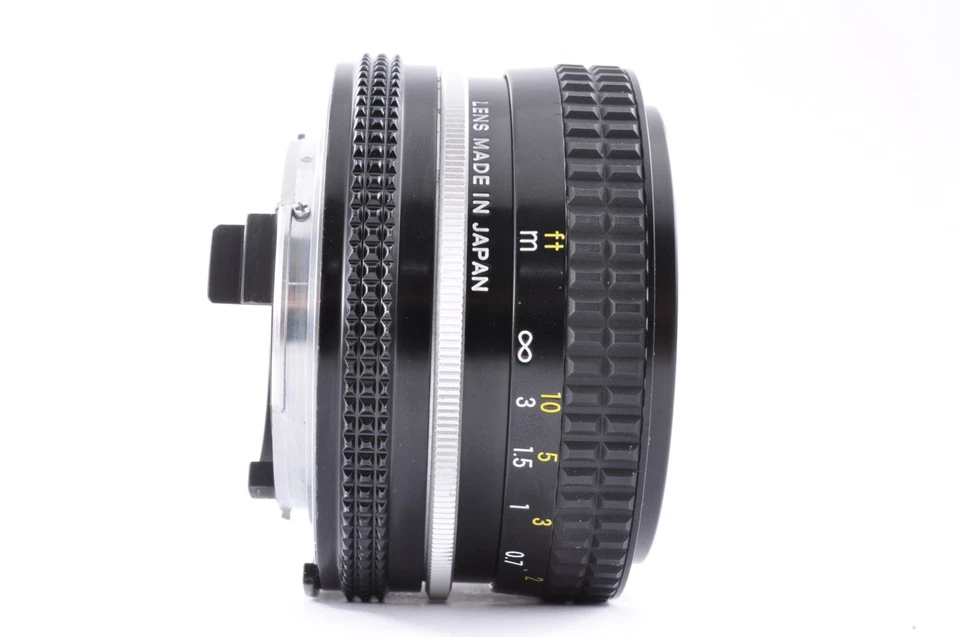 [Mint] Nikon Ai NIKKOR 20mm f/4 Manual Focus Wide Angle Lens with Cap from Japan - Image 4 of 4