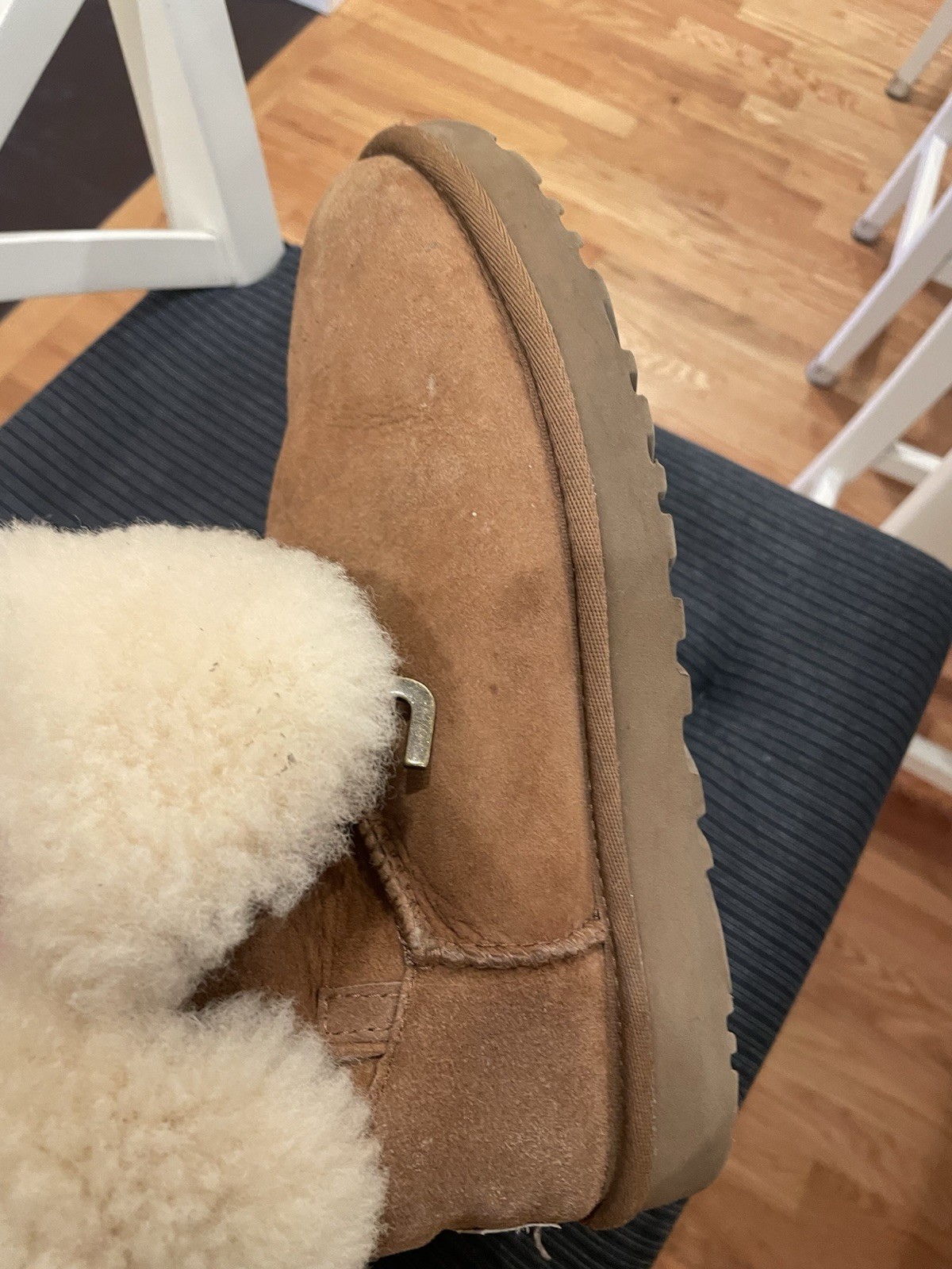 UGG Bailey Button Charm Boots Chestnut Sheepskin … - image 9