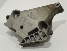 VW Touran 1T Mk1 OS Right Engine Support Mount 06F199207Q