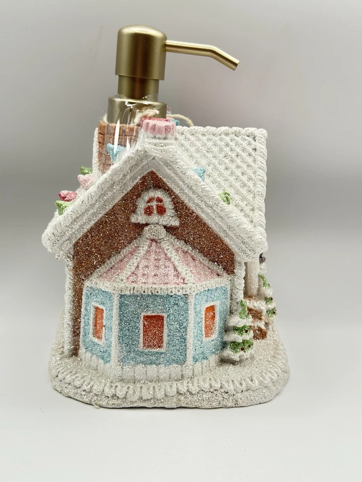 Dispensador de jabón de Navidad brillante nevado pastel rosa caramelo pan de jengibre casa 2024 Foto 4 de 4